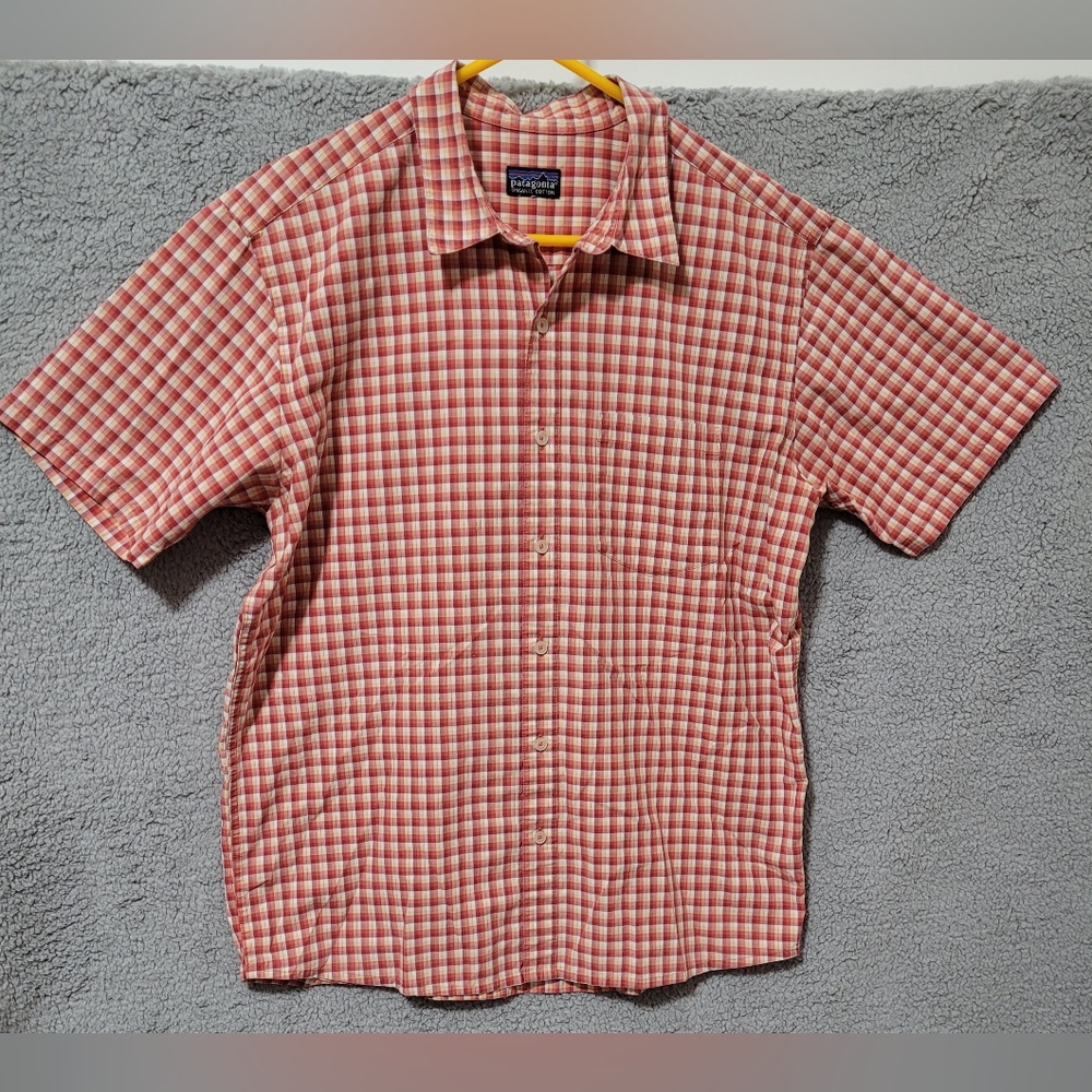 Patagonia Organic Cotton Button Up Short Sleeve Shirt Large